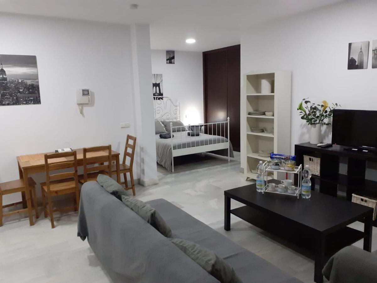 J&e Center Apartment