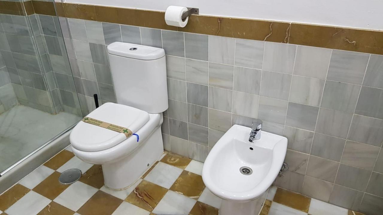 Apartment J&e Center