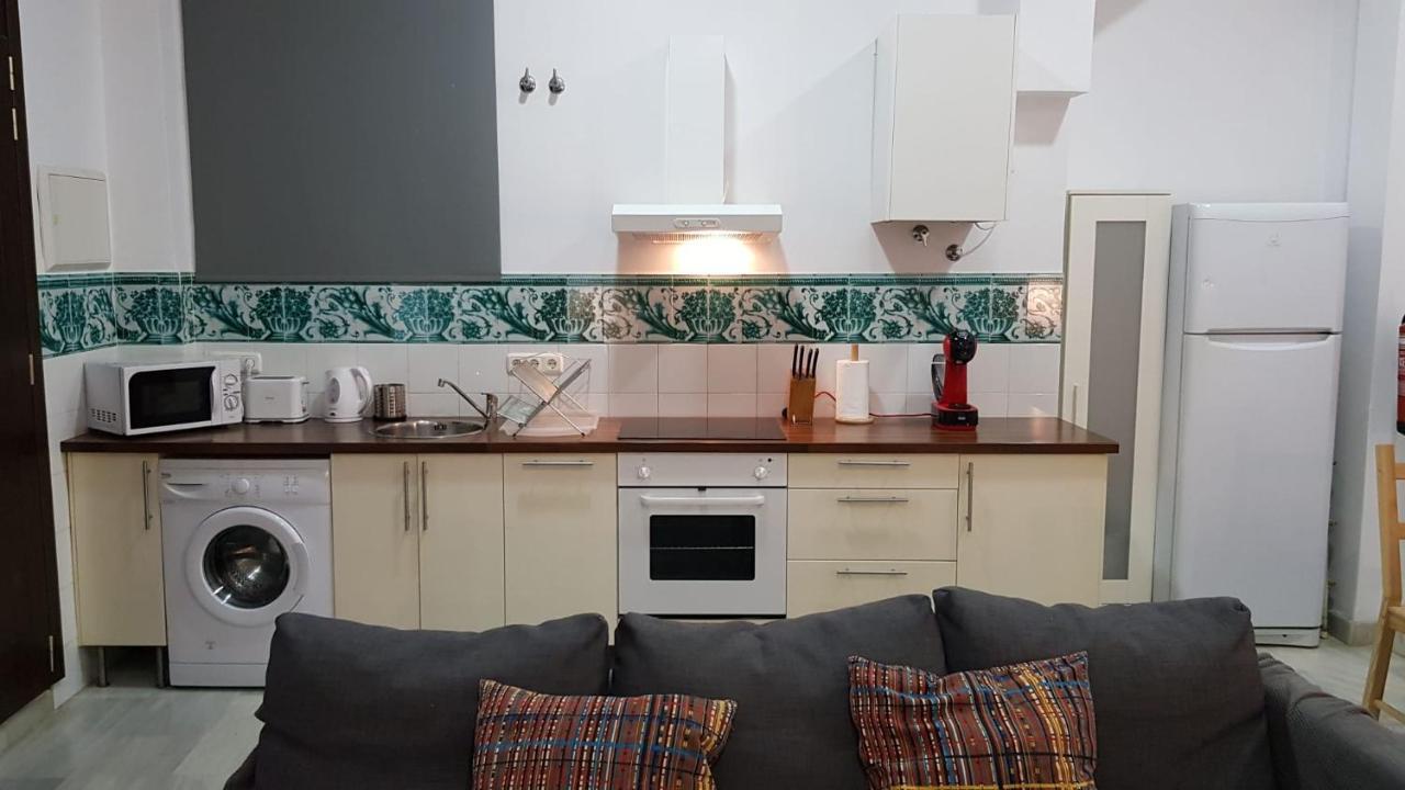 J&e Center Apartment