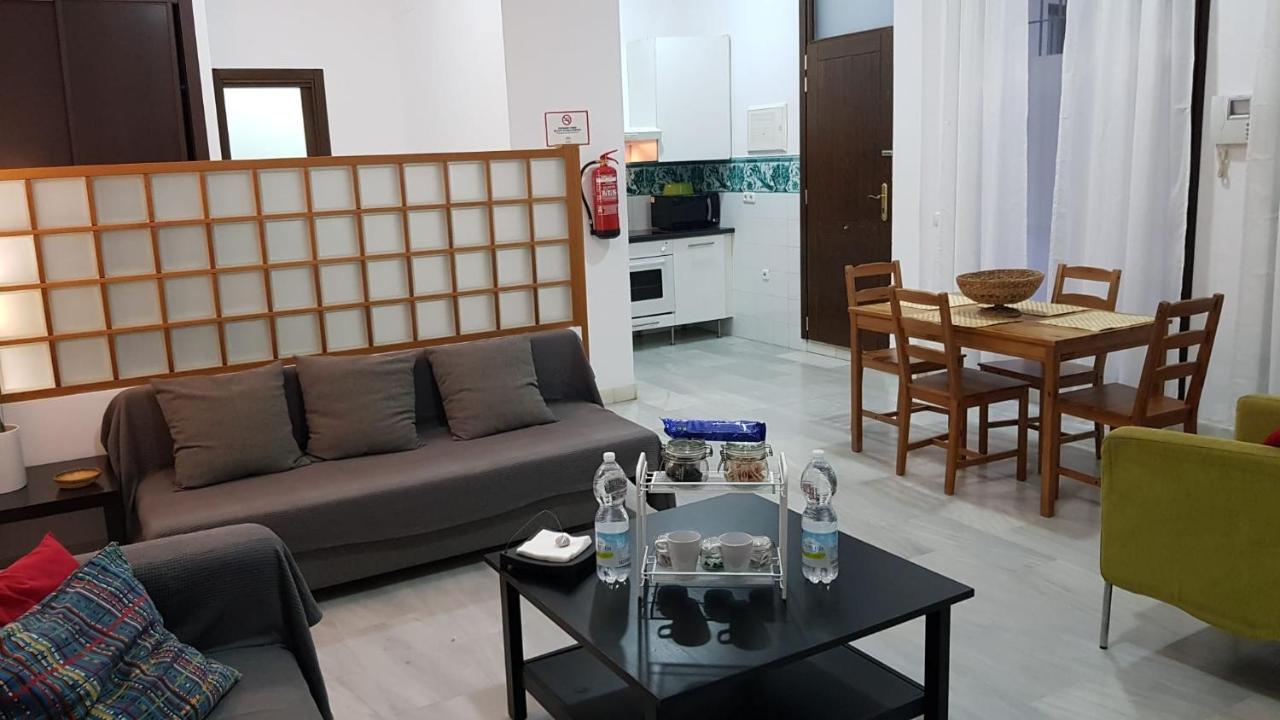 J&e Center Apartment